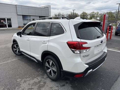 Used 2021 Subaru Forester Touring AWD/4WD image 10