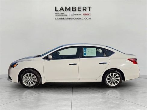 Used 2019 Nissan Sentra SV image 2