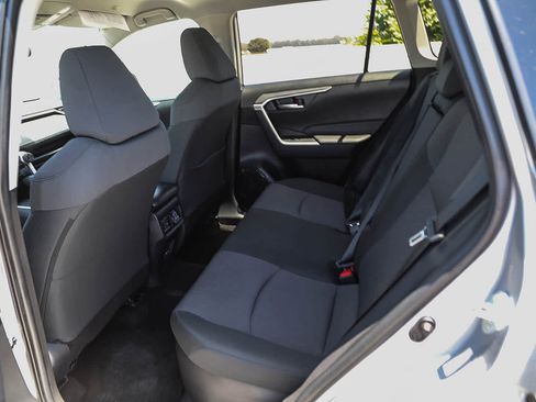 Certified 2025 Toyota RAV4 XLE AWD/4WD image 17