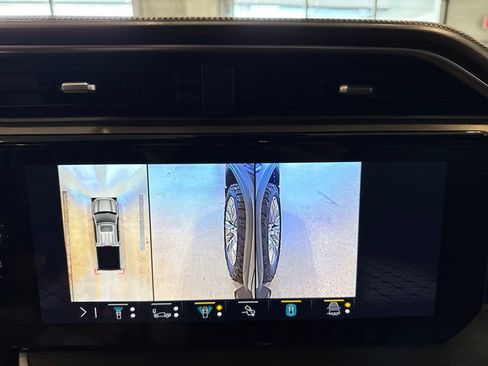 Used 2023 GMC Sierra 1500 Denali w/ Denali Reserve Package AWD/4WD image 44