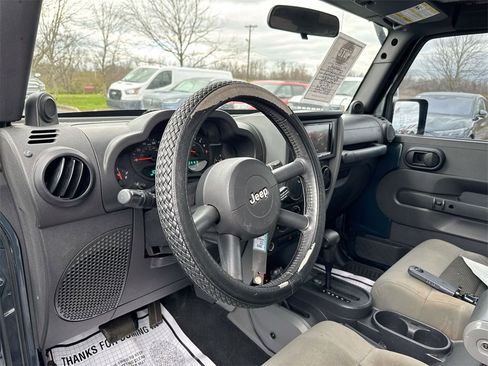 Used 2008 Jeep Wrangler X image 10