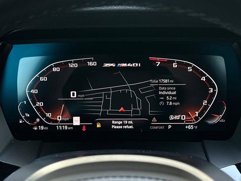Used 2024 BMW Z4 M40i w/ Shadowloine Package RWD image 17