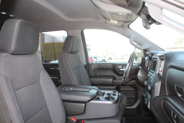 Used 2024 Chevrolet Silverado 2500 Custom w/ Custom Value Package AWD/4WD image 14