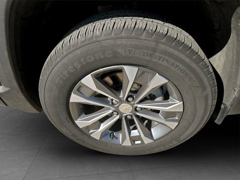 Used 2025 Chevrolet Equinox LT image 33