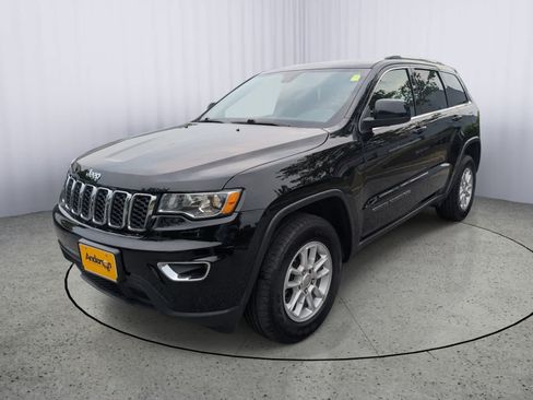 Used 2018 Jeep Grand Cherokee Laredo AWD/4WD image 7
