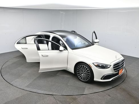 Used 2021 Mercedes-Benz S 580 4MATIC Sedan image 74