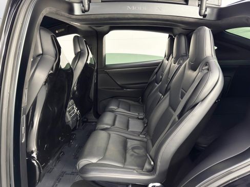 Used 2016 Tesla Model X P90D image 41