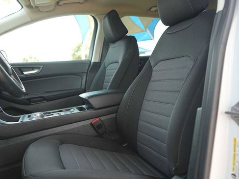 Used 2023 Ford Edge SE w/ Black Appearance Package AWD/4WD image 11