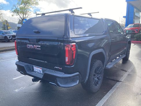 Used 2019 GMC Sierra 1500 AT4 w/ Off Road Performance Package image 4