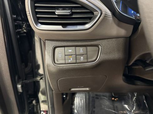 Used 2019 Hyundai Santa Fe SEL AWD/4WD image 13
