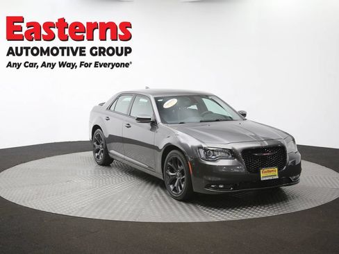 Used 2023 Chrysler 300 S RWD image 49