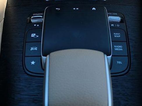 Used 2024 Mercedes-Benz GLS 580 4MATIC image 19