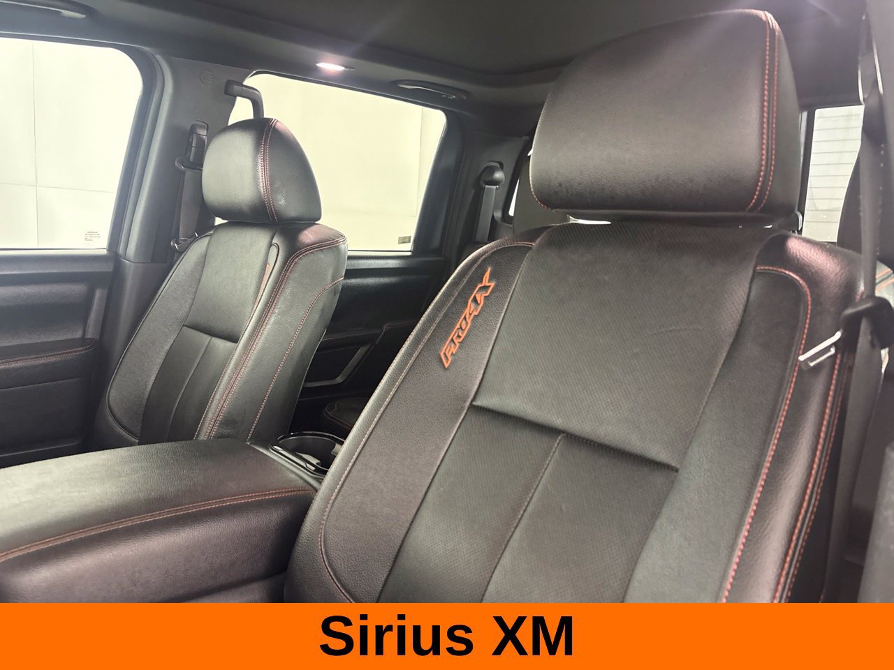 Used 2022 Nissan Titan PRO-4X w/ Pro-4x Convenience Package AWD/4WD image 15