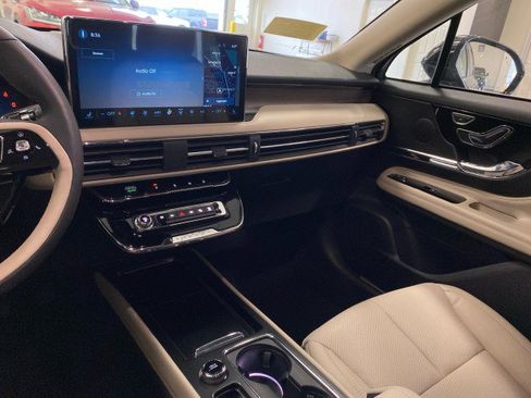 New 2025 Lincoln Corsair Grand Touring w/ Equipment Group 301A image 12