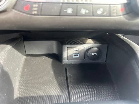 Used 2023 Ford Escape ST-Line Select w/ Class II Trailer Tow Package AWD/4WD image 33