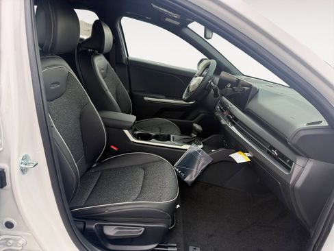 New 2025 Kia K4 GT-Line image 19