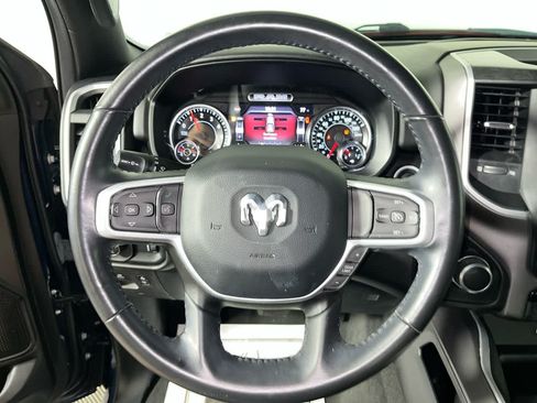 Used 2022 RAM 1500 Big Horn AWD/4WD image 16