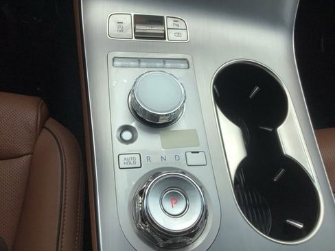 Used 2026 Genesis GV70 2.5T Advanced image 25