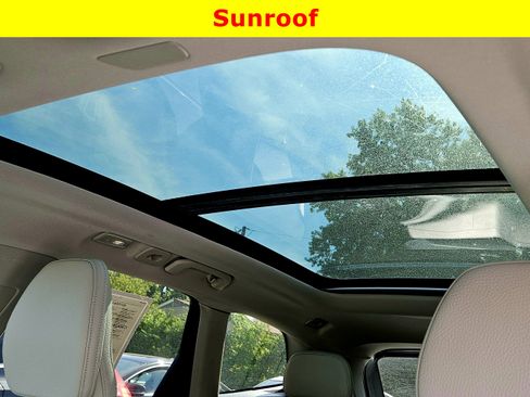 Used 2023 Volvo XC60 B5 Plus w/ Climate Package image 28