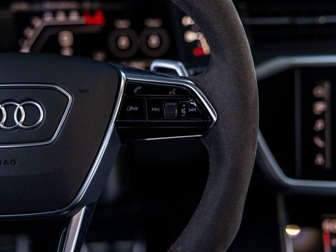Used 2023 Audi RS 6 AWD/4WD image 47