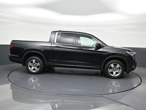Used 2025 Honda Ridgeline RTL image 6