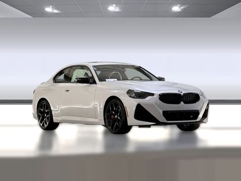 New 2026 BMW M240i Coupe w/ Premium Package image 7