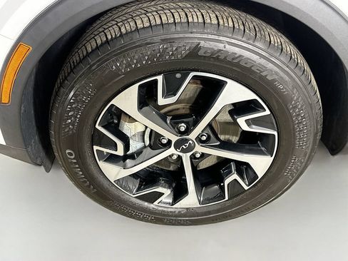 Certified 2023 Kia Sportage EX FWD image 13