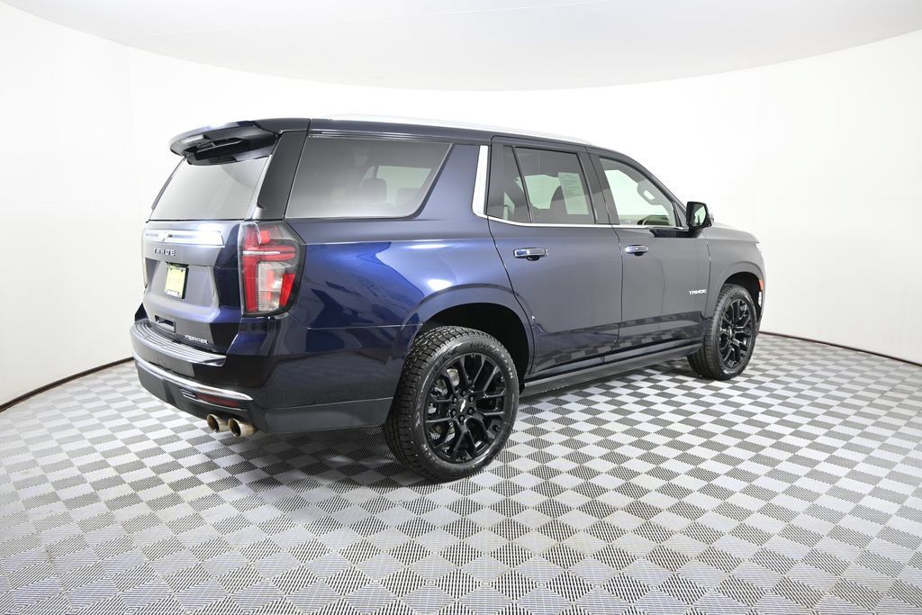 Used 2024 Chevrolet Tahoe Premier w/ Premium Package AWD/4WD image 6