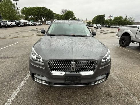 Used 2023 Lincoln Aviator Reserve w/ Equipment Group 201A image 5