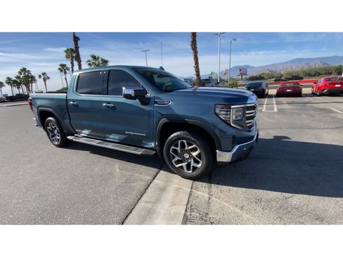 Used 2024 GMC Sierra 1500 SLT w/ SLT Premium Plus Package AWD/4WD image 2