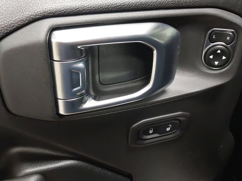 New 2026 Jeep Wrangler Rubicon image 25