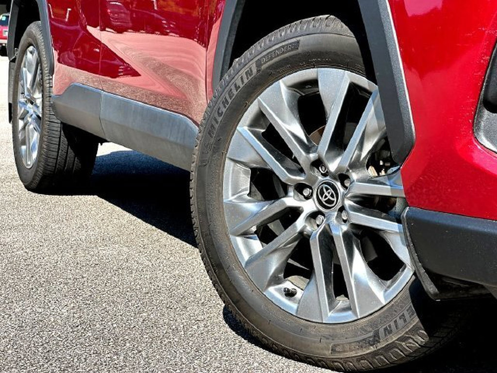 Certified 2023 Toyota RAV4 XLE Premium FWD image 2