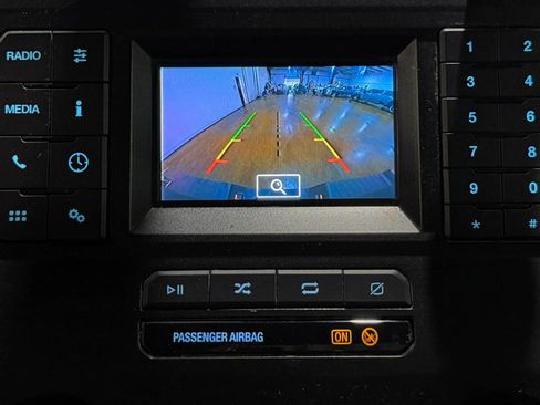 Used 2022 Ford F250 XL w/ Power Equipment Group image 7