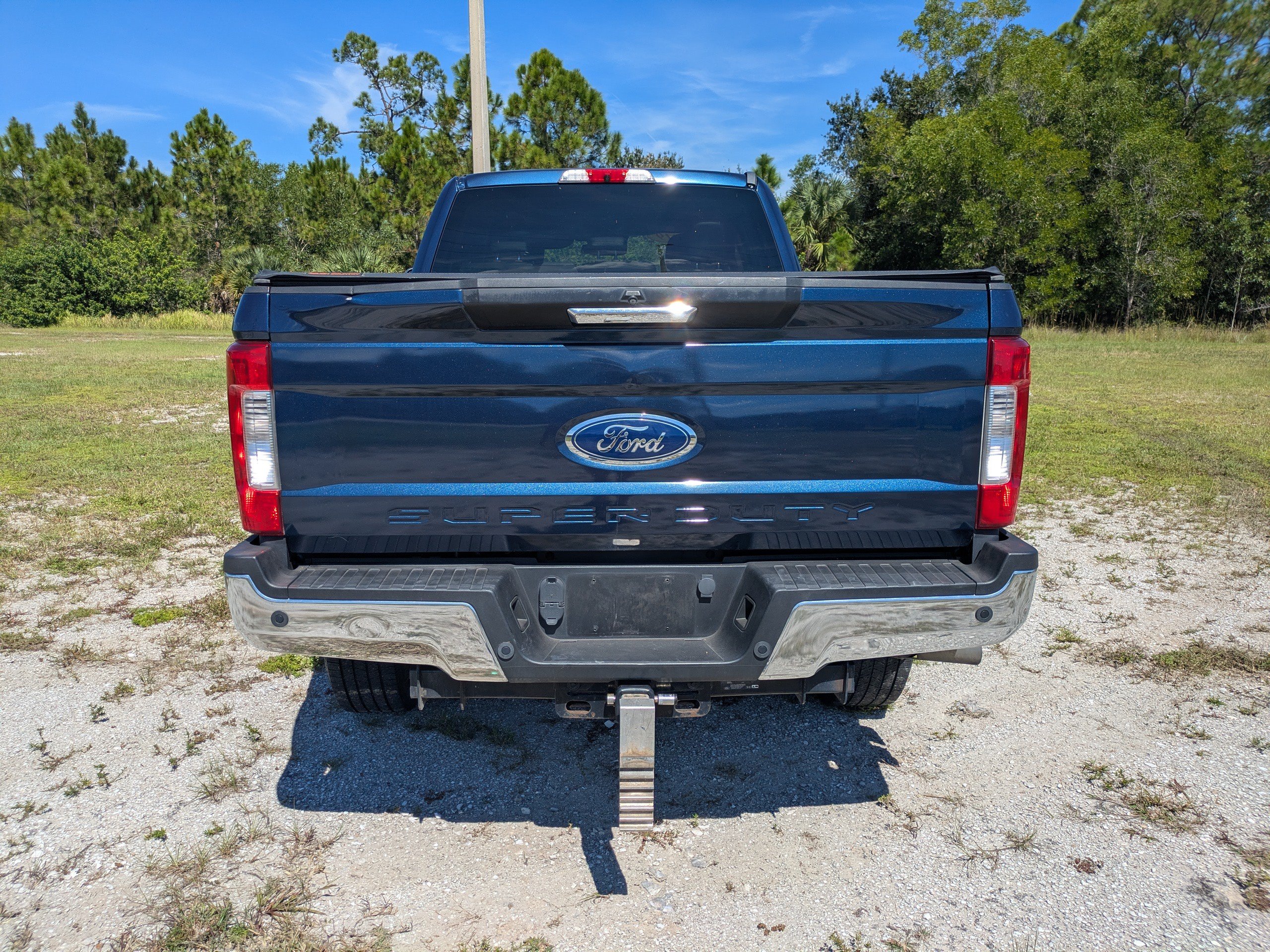 Used 2019 Ford F250 XLT w/ XLT Premium Package AWD/4WD image 5