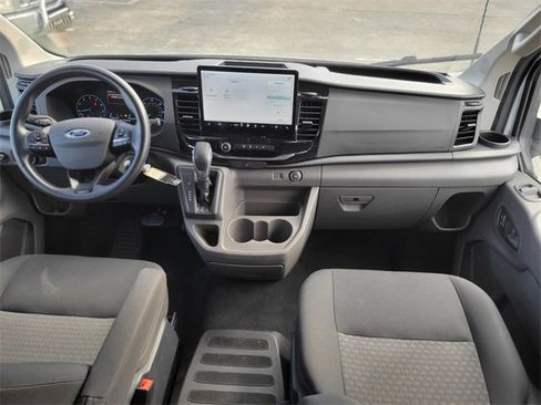 Used 2023 Ford Transit 350 XLT image 11