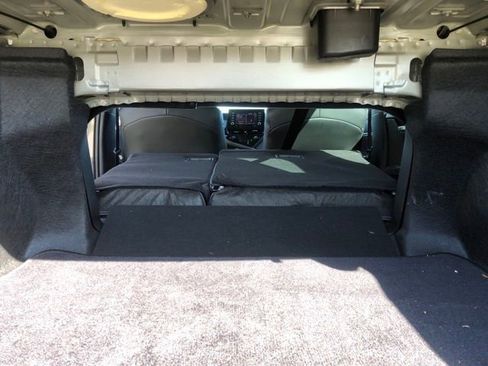 Used 2023 Toyota Camry SE image 36