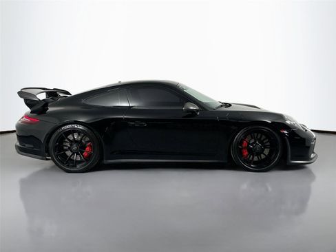 Certified 2019 Porsche 911 GT3 RWD image 8
