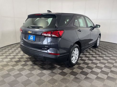 Used 2022 Chevrolet Equinox LS AWD/4WD image 7