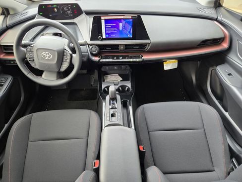 New 2026 Toyota Prius Plug-In Hybrid FWD image 18