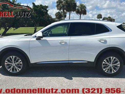 Used 2023 Buick Envision Preferred AWD/4WD image 3