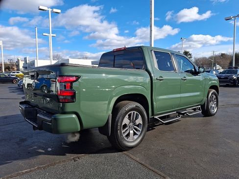 Used 2025 Nissan Frontier SV w/ SV Convenience Package image 6