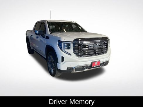 Used 2024 GMC Sierra 1500 Denali Ultimate AWD/4WD image 18