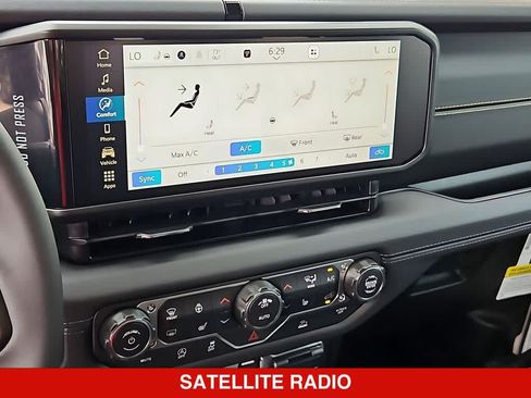 New 2026 Jeep Gladiator Sport AWD/4WD image 29