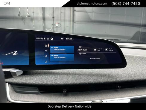 Used 2024 Lucid Air Touring image 29
