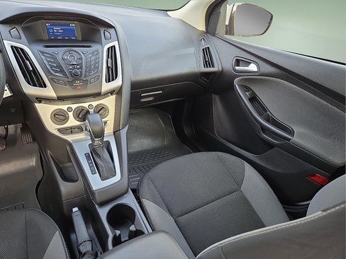 Used 2014 Ford Focus SE image 12