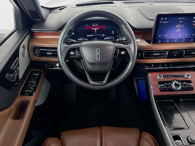 Used 2023 Lincoln Aviator Grand Touring w/ Equipment Group 301A AWD/4WD image 14