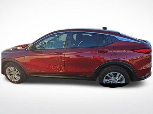 Used 2024 Buick Envista Preferred w/ Convenience I Package FWD image 2