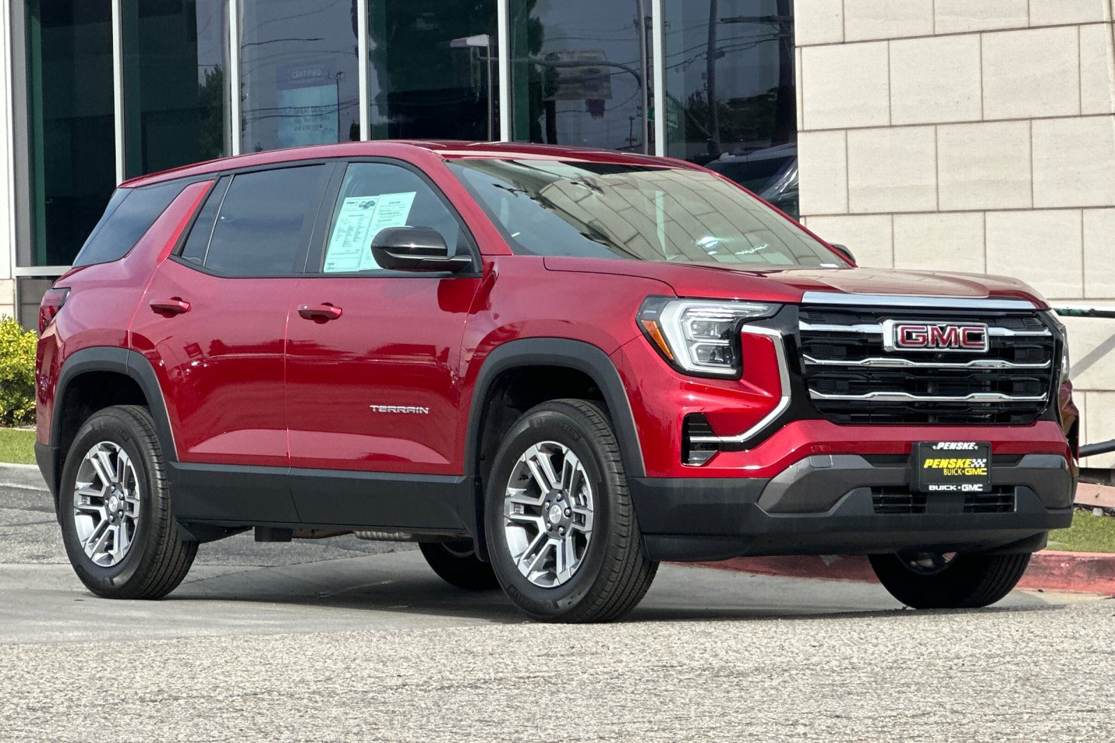 Used 2026 GMC Terrain Elevation w/ Technology Package II FWD image 2