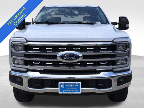 Certified 2024 Ford F250 Lariat w/ FX4 Off-Road Package AWD/4WD image 9