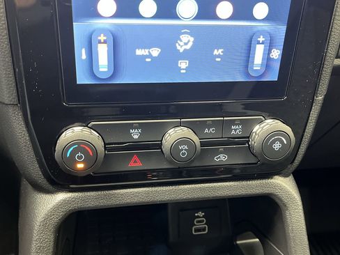 Used 2024 Ford Ranger XLT w/ FX4 Off-Road Package image 22